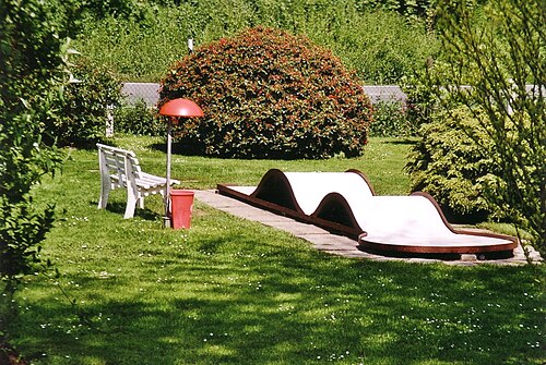 Miniature golf