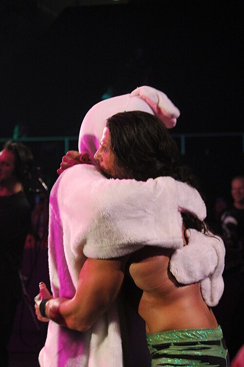 Bear hug
