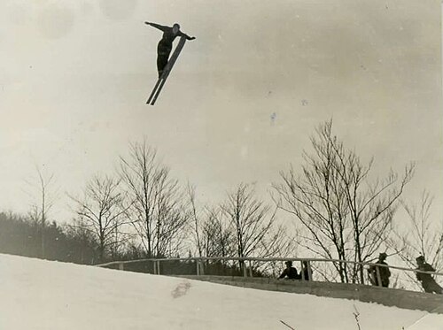 Ski flying