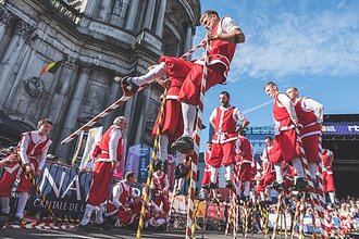 Namur stilt jousting