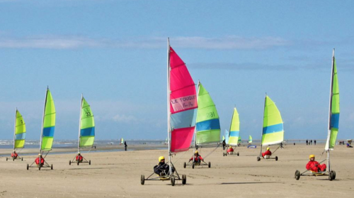 Land sailing