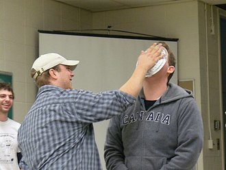 Pieing